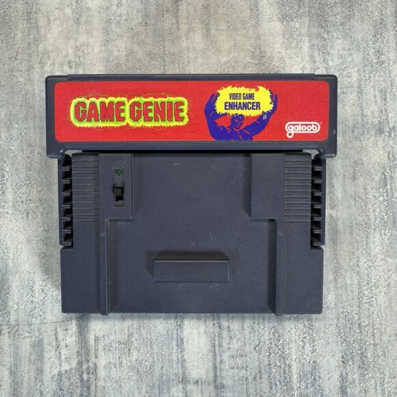 Super Nintendo SNES Game Genie Video Game Enhancer Galoob (1992) - Picture 1 of 3
